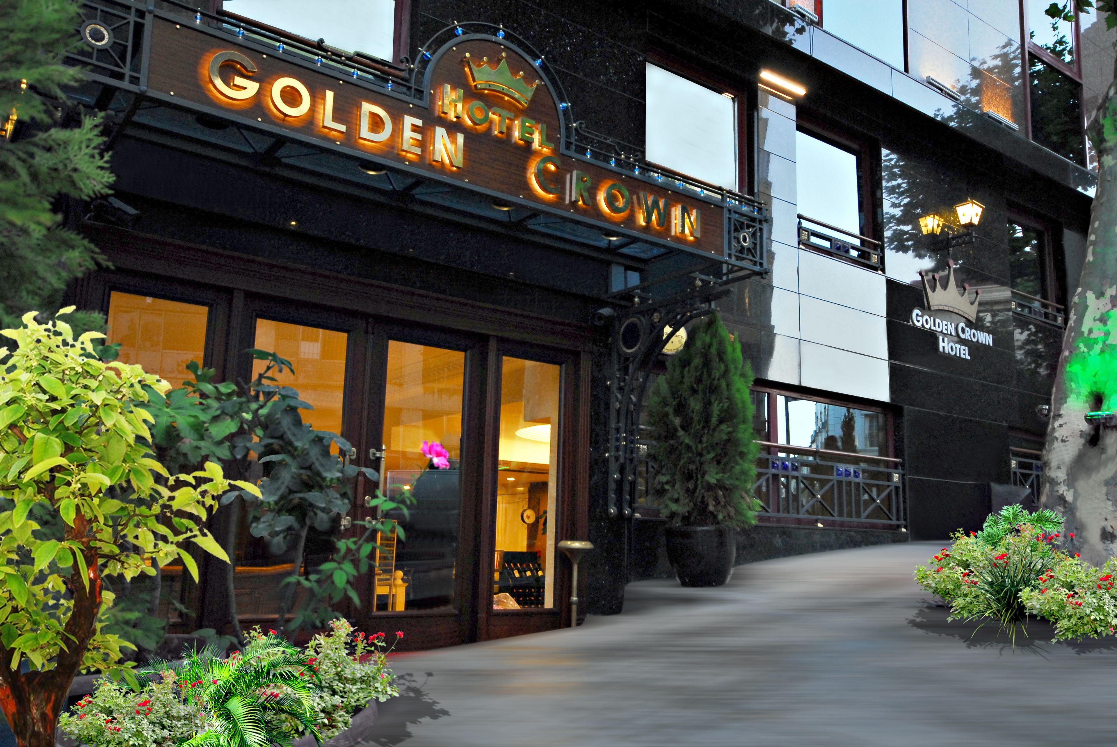 Golden Crown Hotel — Foto 1